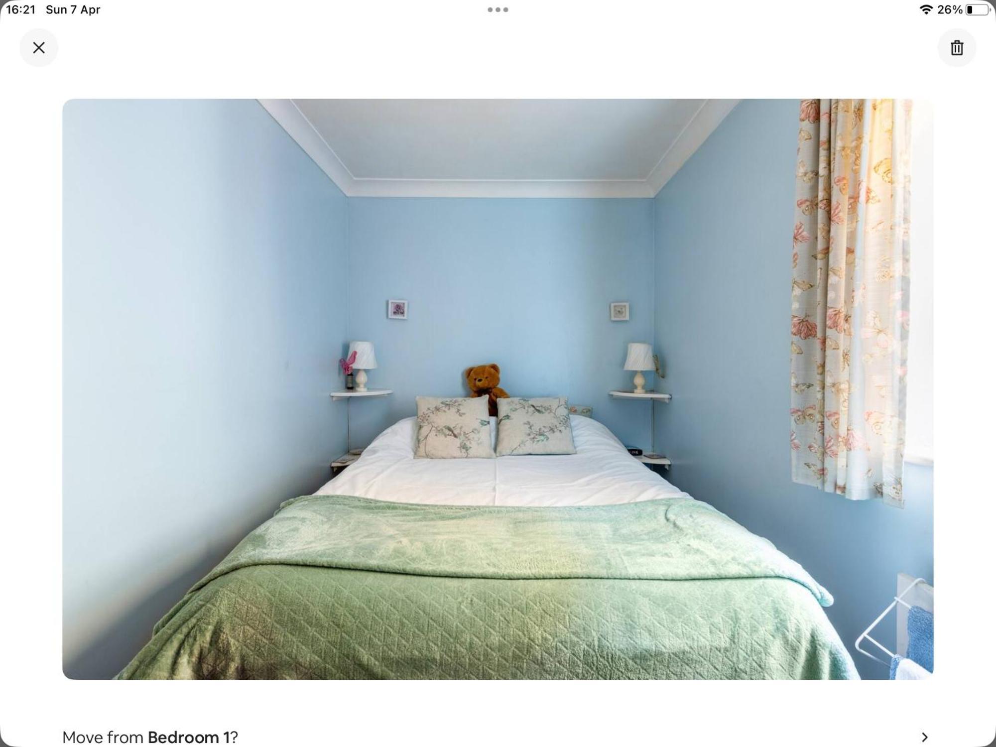 2 Bedrooms Apartment With Free Parking แลนซิง ภายนอก รูปภาพ