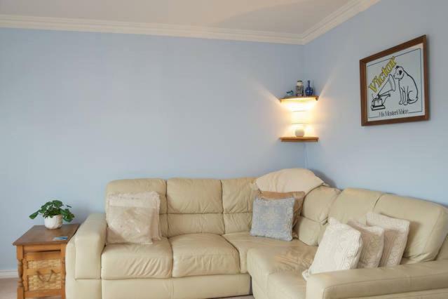 2 Bedrooms Apartment With Free Parking แลนซิง ภายนอก รูปภาพ
